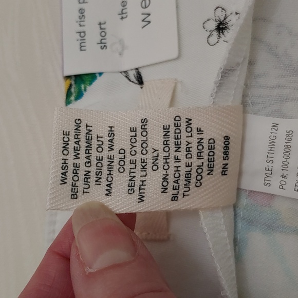 Westbound Women's Size 10 Mid-Rise Pull-on Shorts NWT - Picture 9 of 10